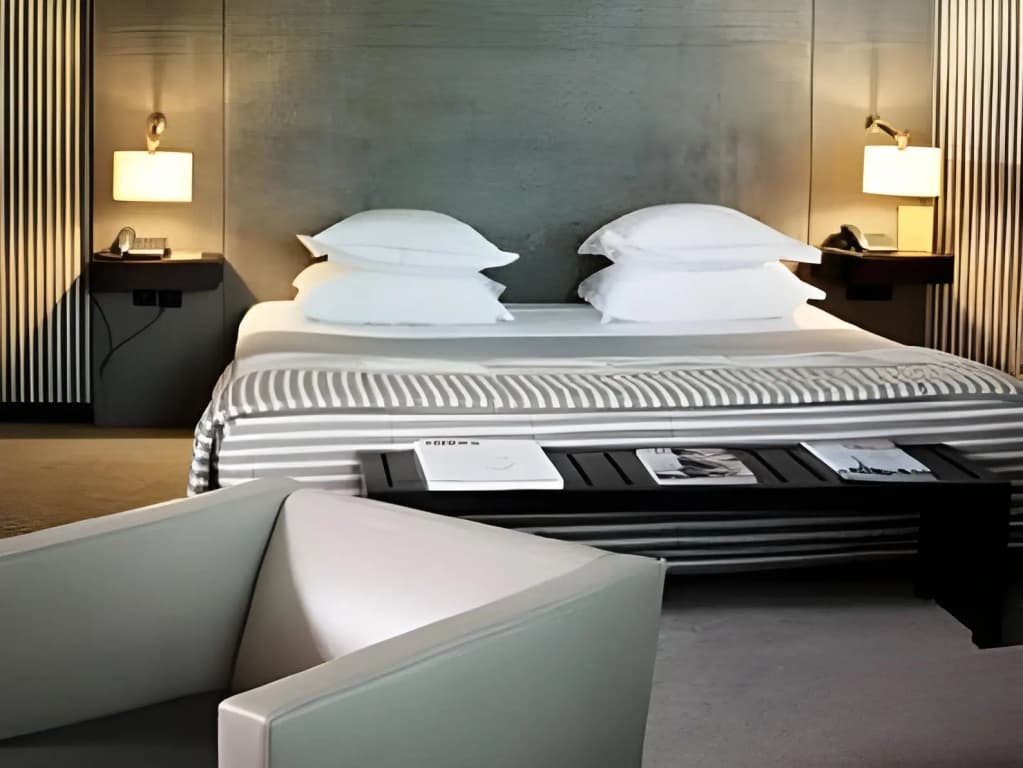 Hotel Square - photo 34