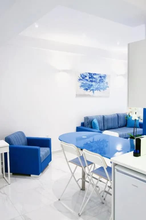 Amazing Modern Central Apt in Athens - photo 2