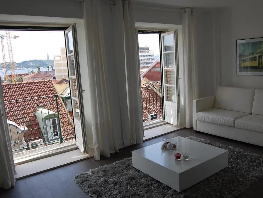 Wallis Apartments - photo 7