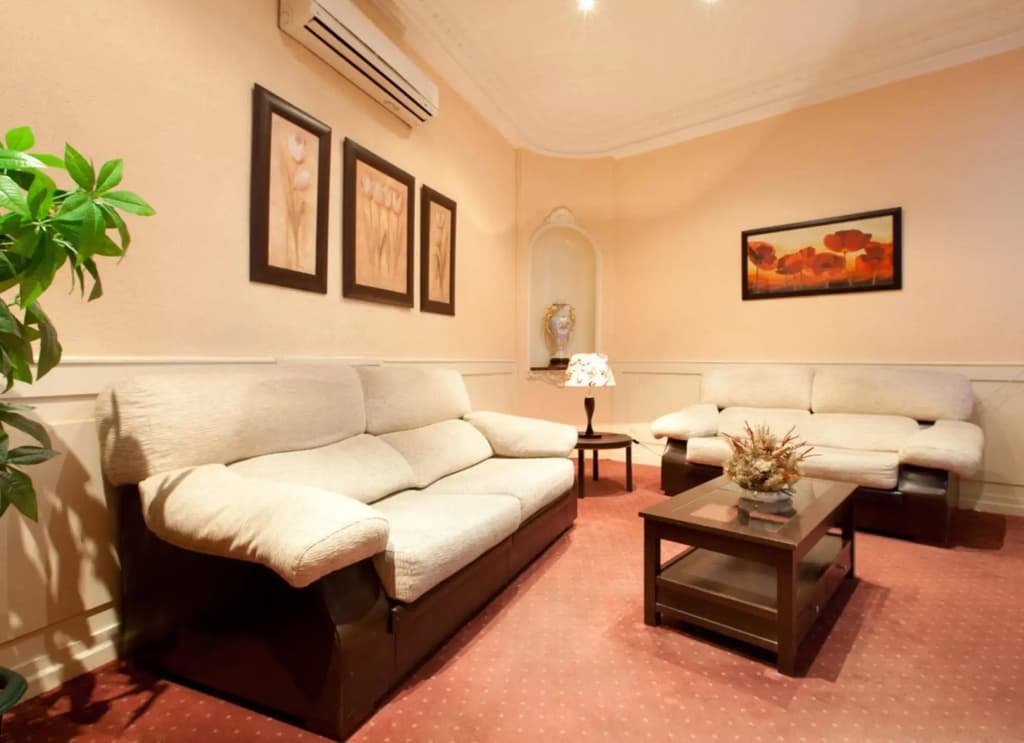 Hostal Condestable - photo 10