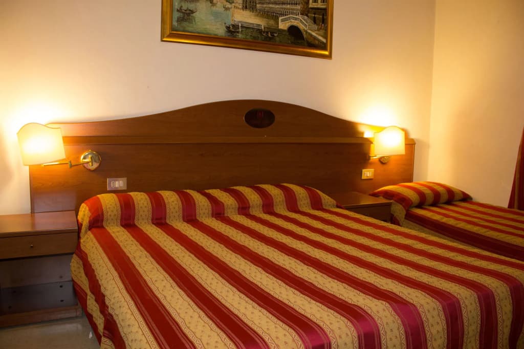 Hotel Tito - photo 3