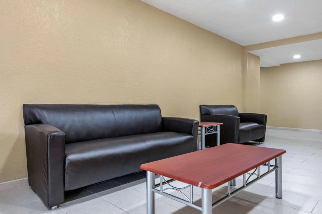 Orlando Metropolitan Resort - photo 8