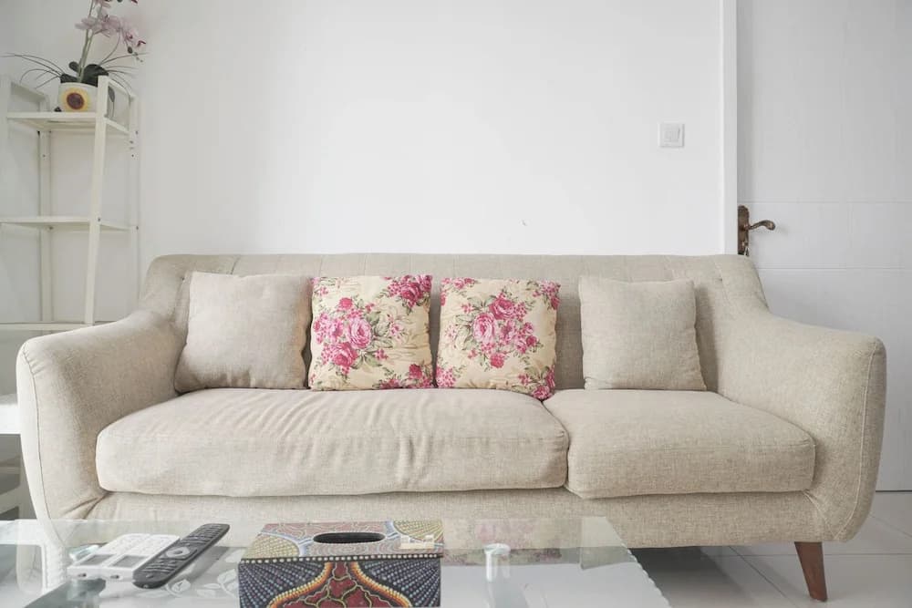 Restful And Modern 3Br At Daan Mogot City Apartment - photo 9