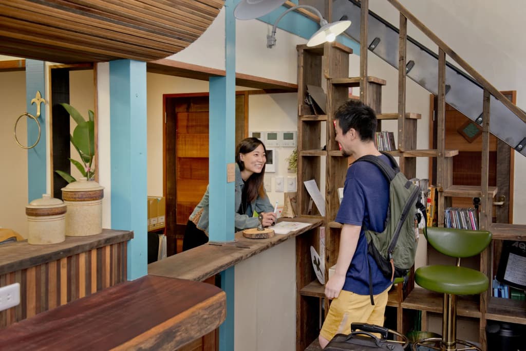 The Pax Hostel, Cafe & Records - photo 23