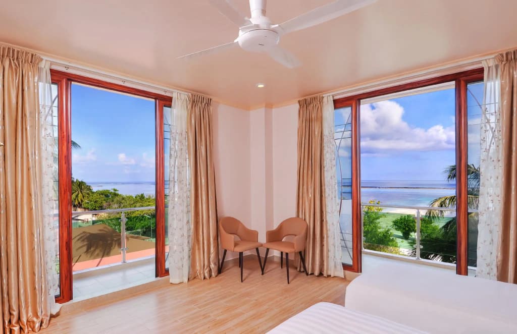 Sunrise Beach and Spa Hotel - photo 8