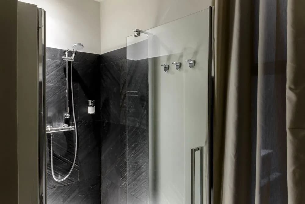 Joseph Apartments - photo 9