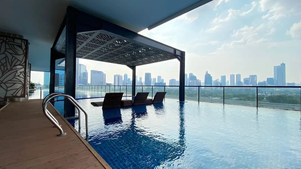 Homey And Spacious 2Br At Samara Suites Apartment - photo 12