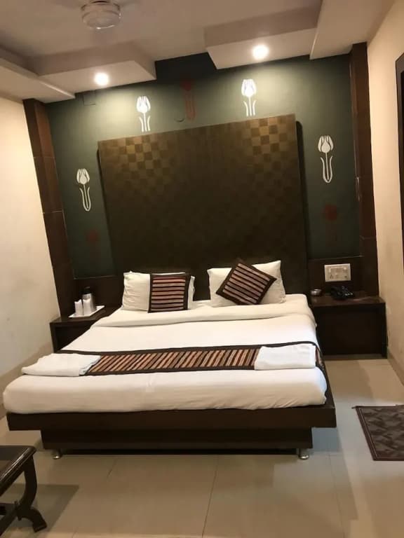 Hotel Saina International - photo 38