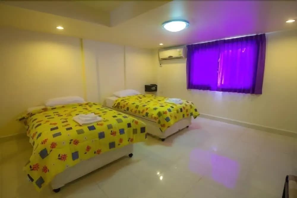 HK Residence - photo 4