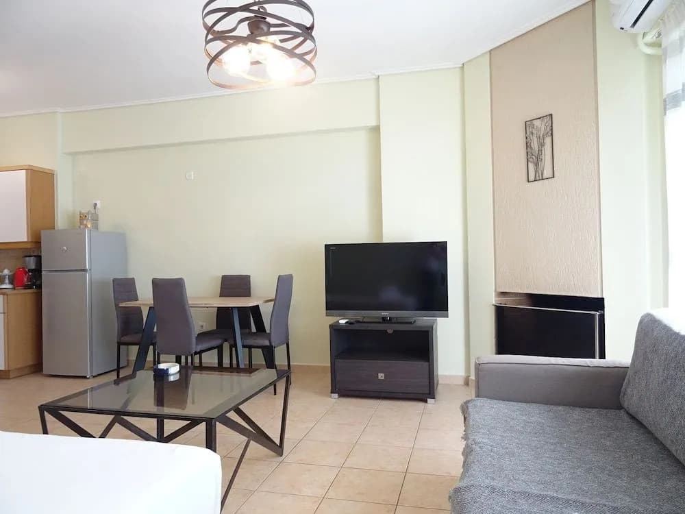 Modern central apartment with view - main photo