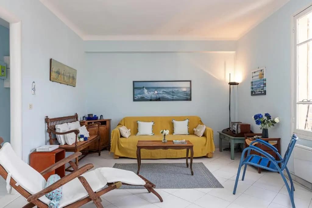 Extraordinary View on Port and Castle Hill - 1 Bdr & Parking - photo 2