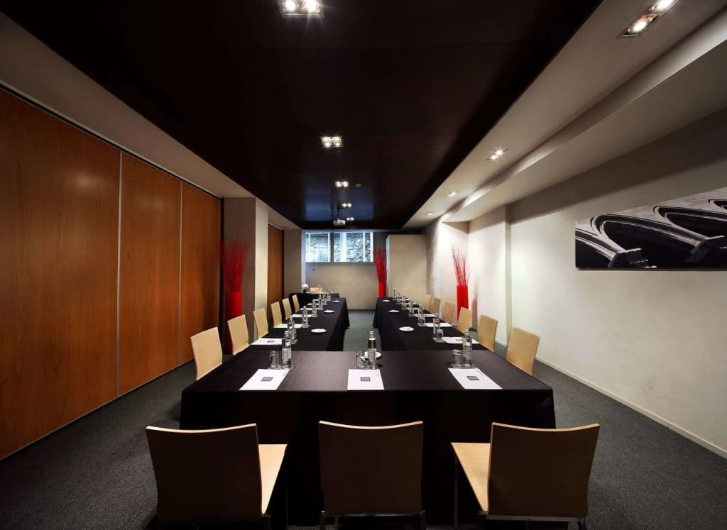Olivia Plaza Hotel - photo 12