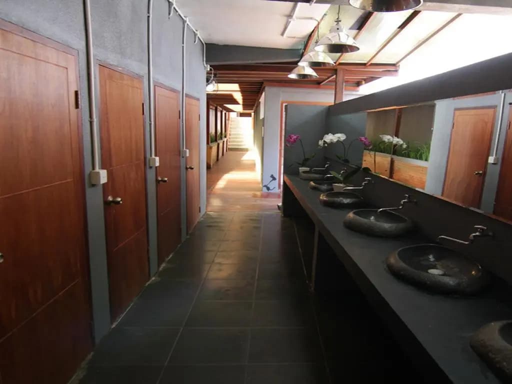 Kayun Hostel Downtown - photo 11