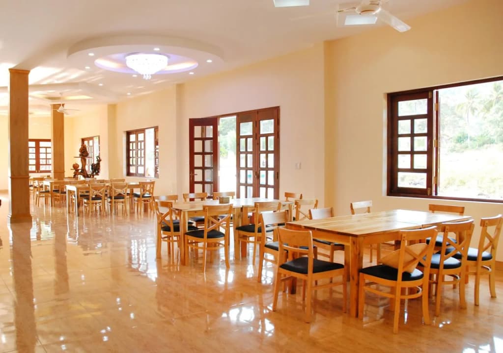 Kinh Bac Hotel - photo 16