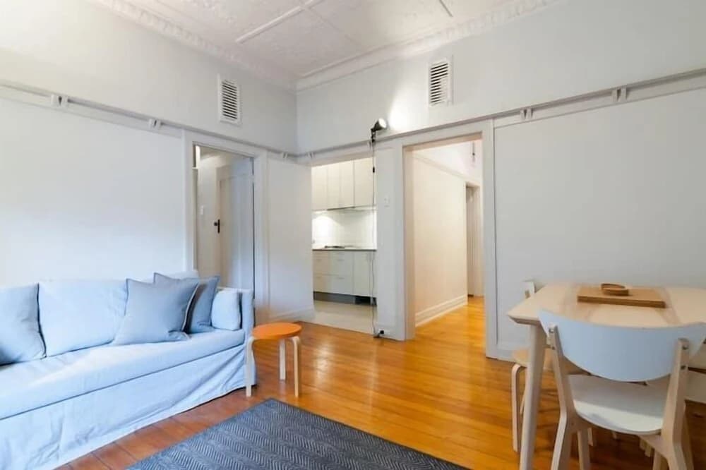 Spacious Art Deco apt. in Darlinghurst - photo 9