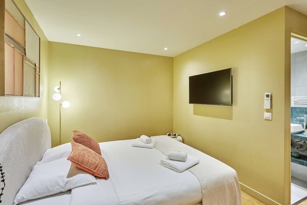 Superb AC Studio Center of Paris - photo 6