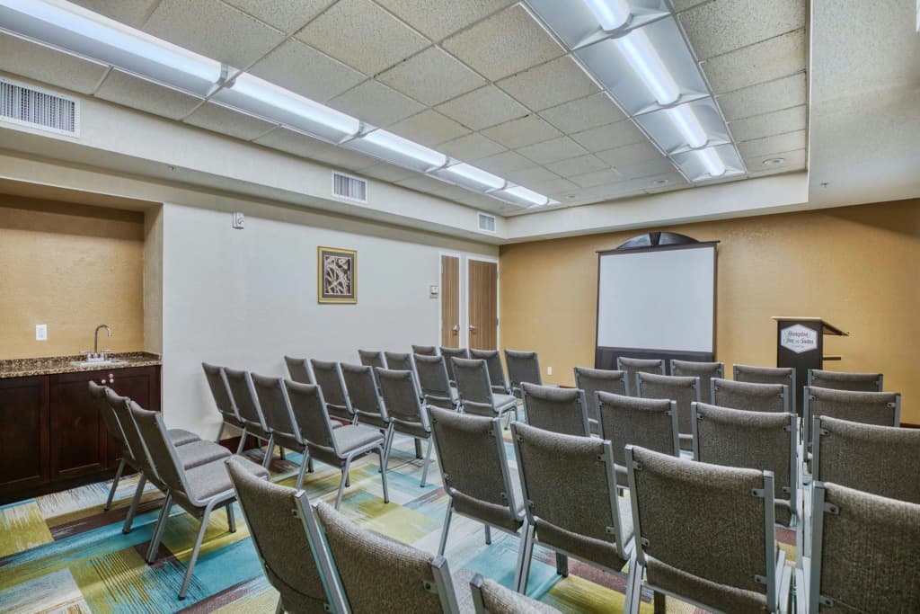 Hampton Inn & Suites Orlando/East UCF Area - photo 19