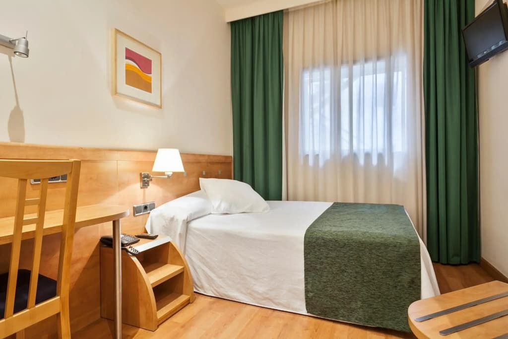 Hotel Acta Antibes - photo 3