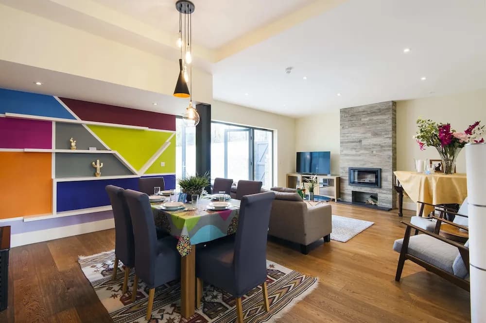 The Spacious Fulham Apartment - FOI - photo 11