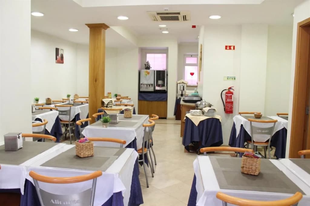 Hotel Alicante - photo 18
