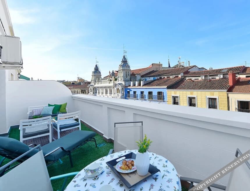 Hotel Madrid - photo 11