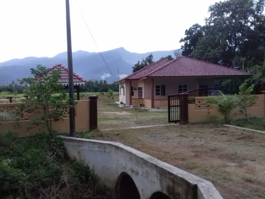 Anggerik Villa Guest House - photo 7
