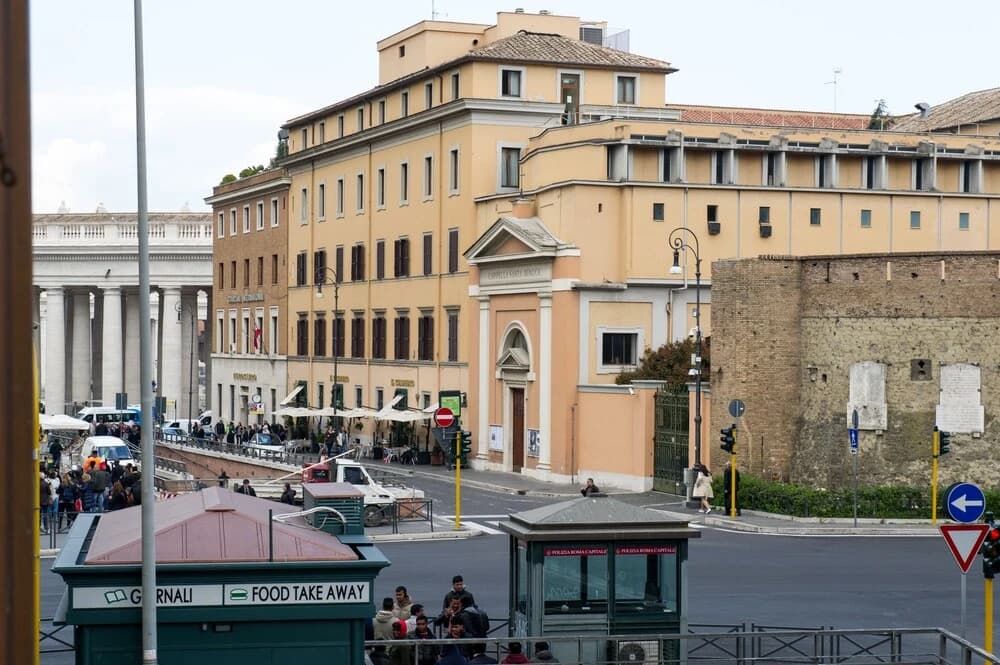 Rome Holidays 1 - main photo