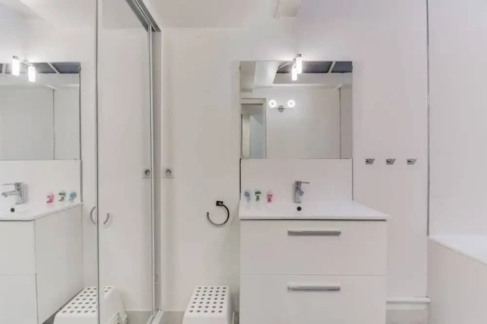 Beautiful Apartment In The 17Th District - photo 2