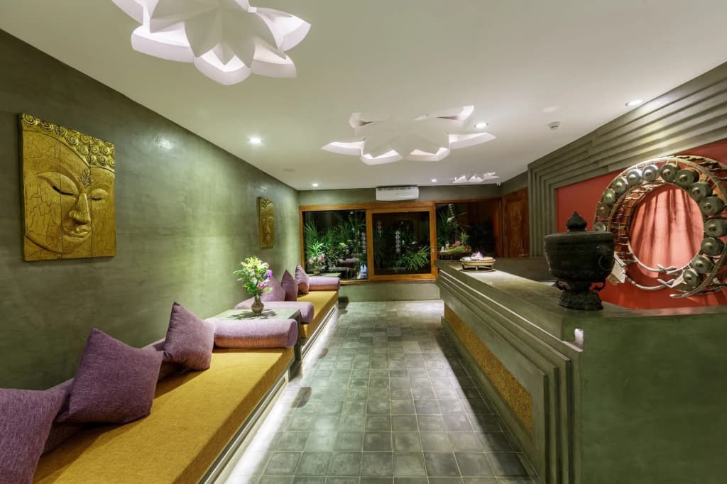 Golden Temple Boutique - photo 2