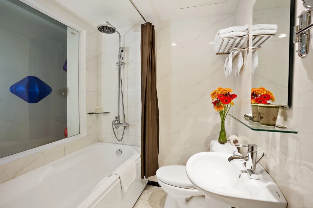 Hanoi La Selva Hotel - photo 11