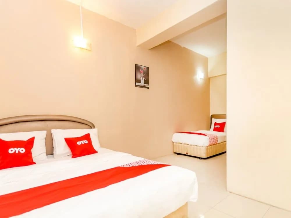 OYO 89703 B Link Hotel - photo 6