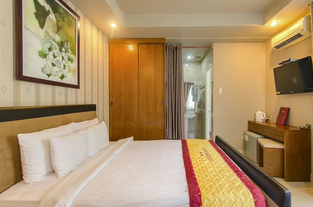 South Saigon Hotel - photo 14