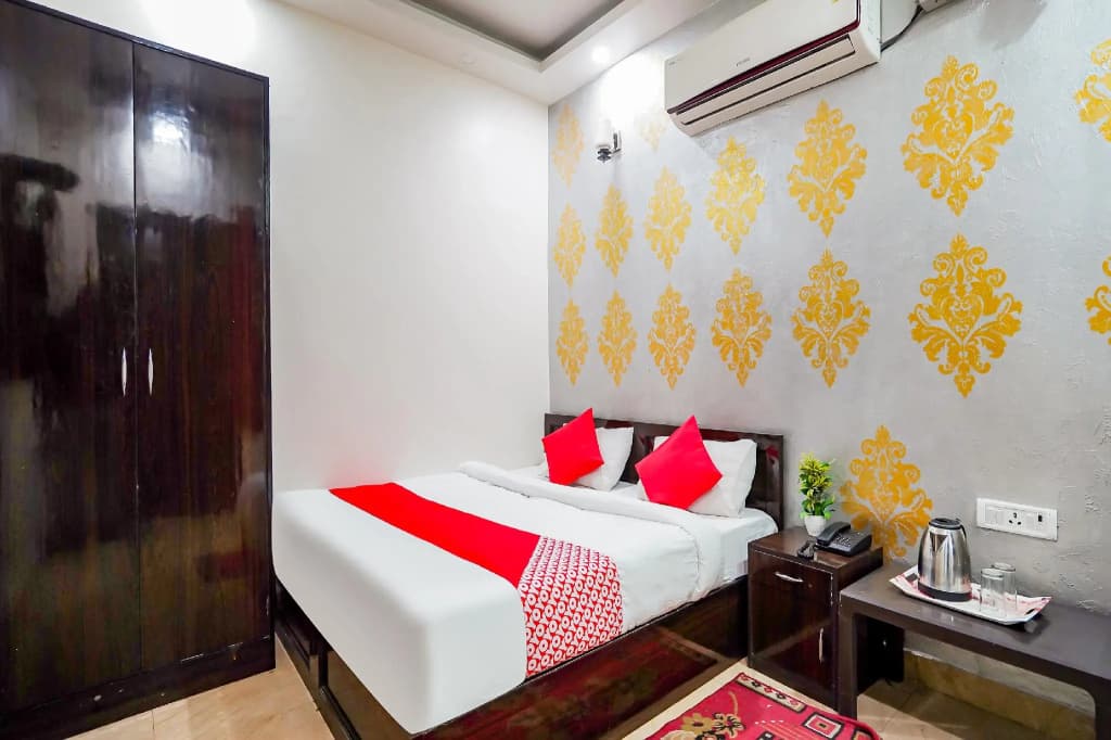 OYO 67251 Bhogal Inn - main photo