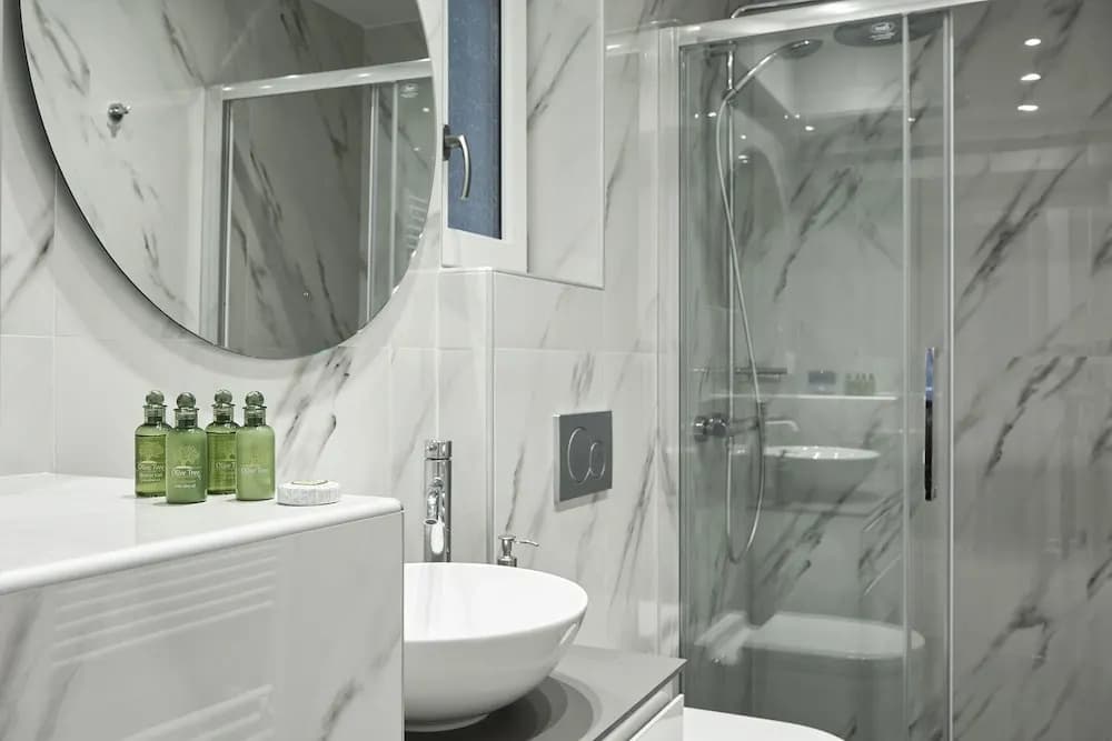 Valaoritou Boutique Apartment - photo 6
