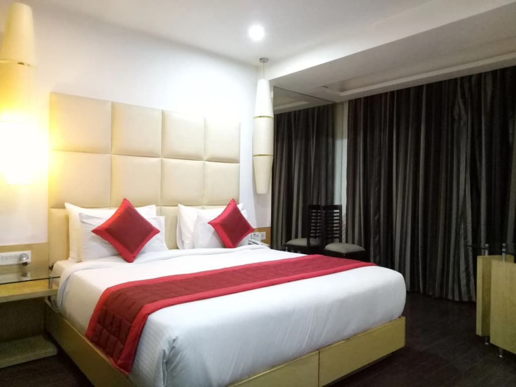 Hotel Delhi Airport - photo 3