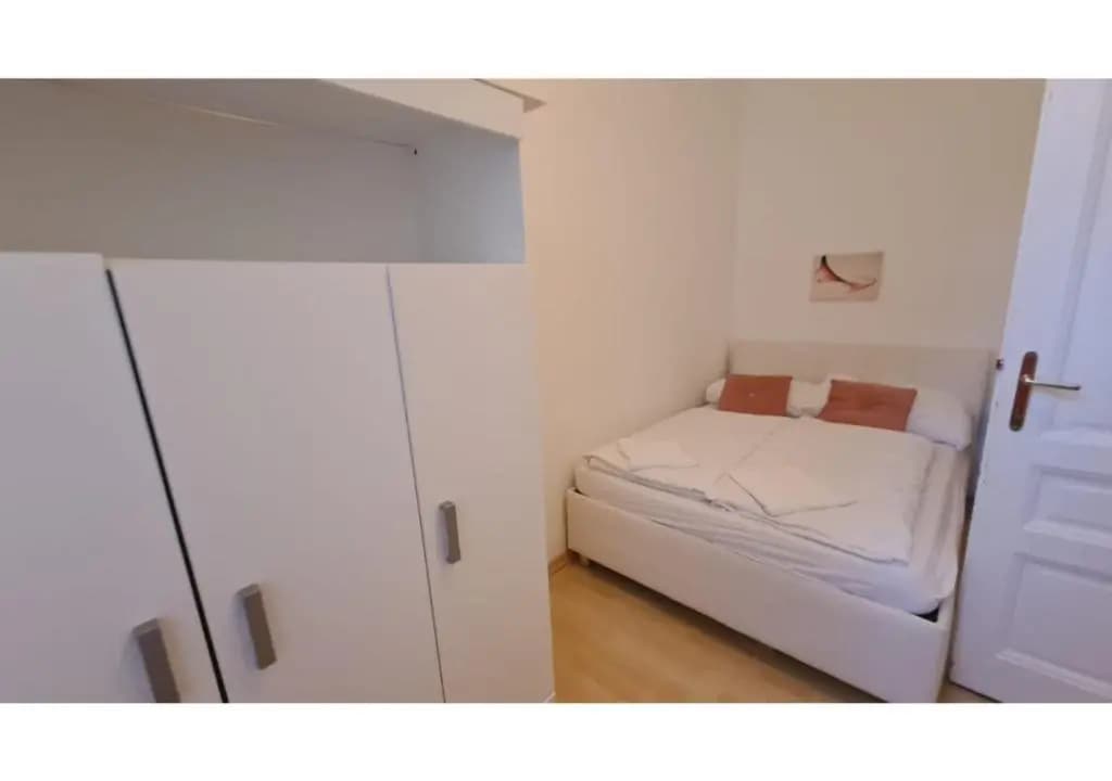 Cheerful 2BR Apartment - suitable for Longstays - photo 2