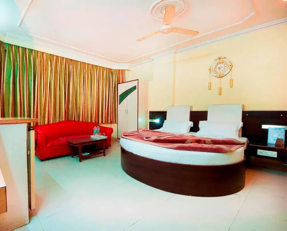 Hotel Rachna Tourist lodge - photo 3