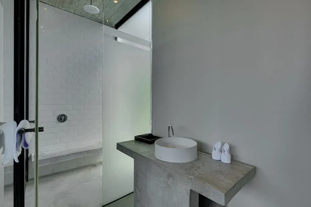 Rhys Apartment - Berawa - photo 8