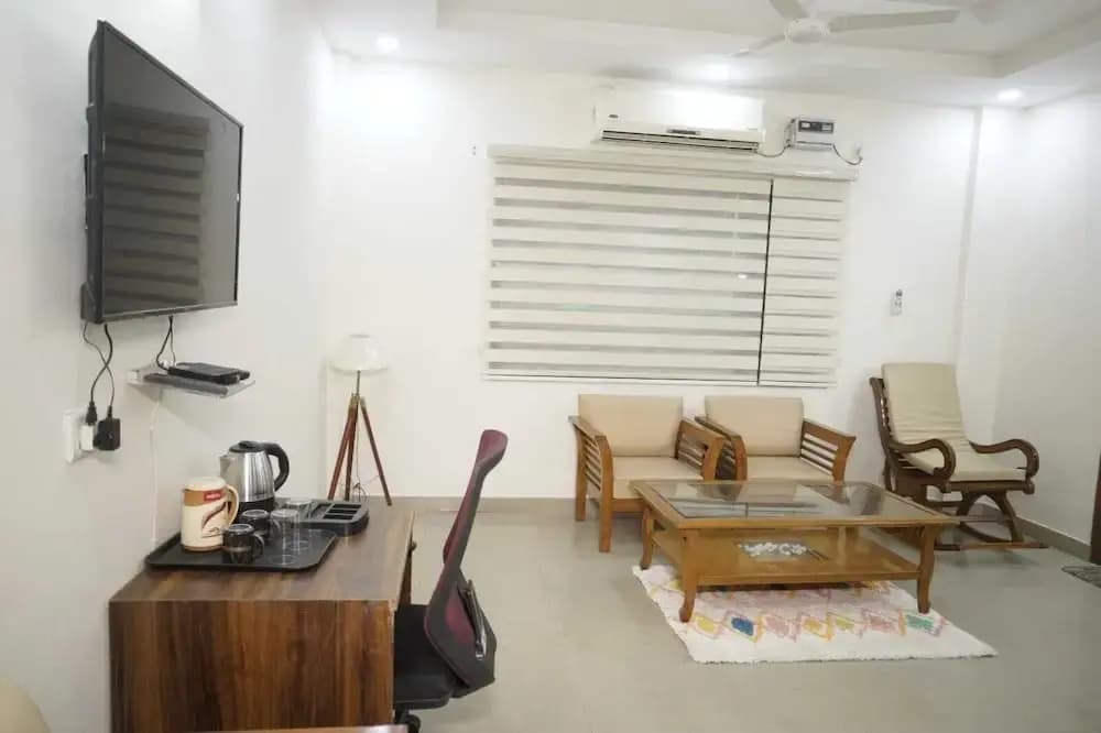 Purple Tree Villa Delhi - photo 2