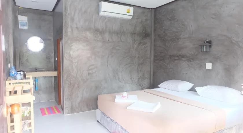 Monkey Bungalow - photo 12