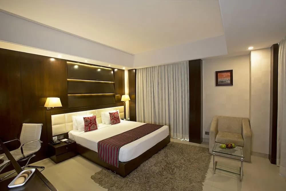 Kings Forth Hotels - photo 6
