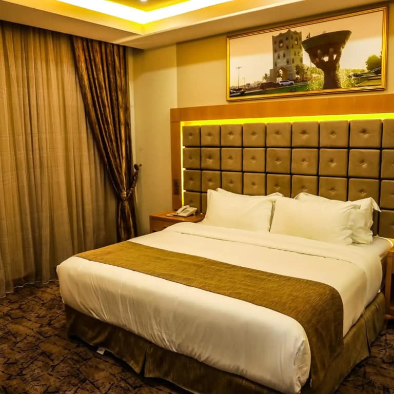 Muscat Plaza Hotel - photo 21
