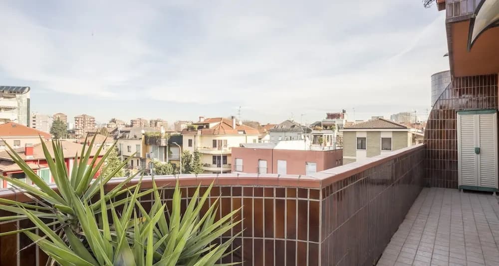 North Milan Flat - photo 11