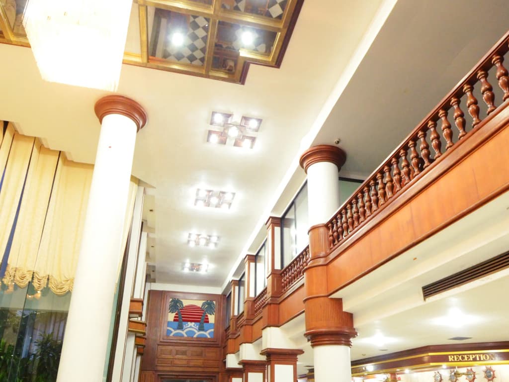 Welcome Plaza Hotel - photo 2