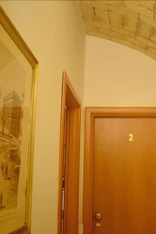 Vatican Room Rental - photo 16