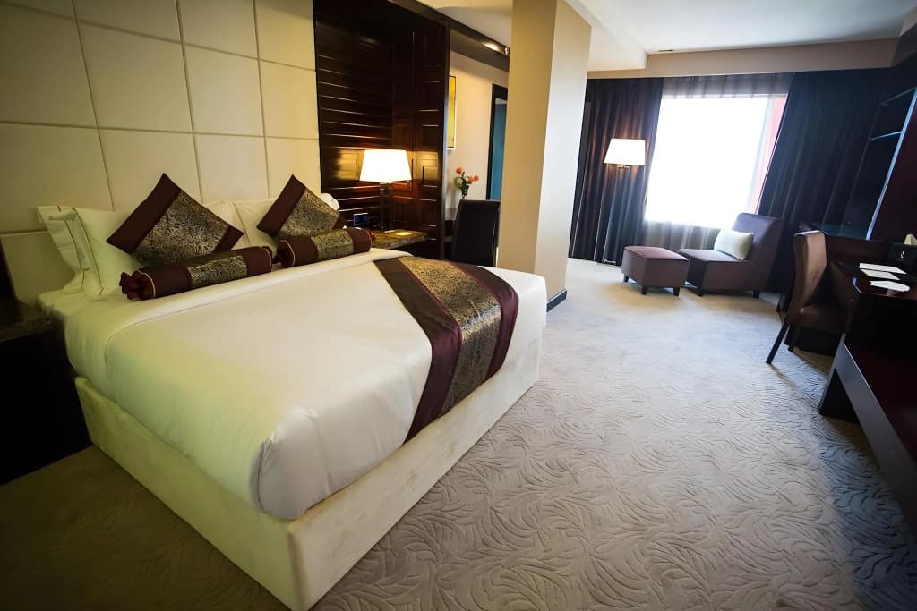 Royale Signature Hotel - photo 16