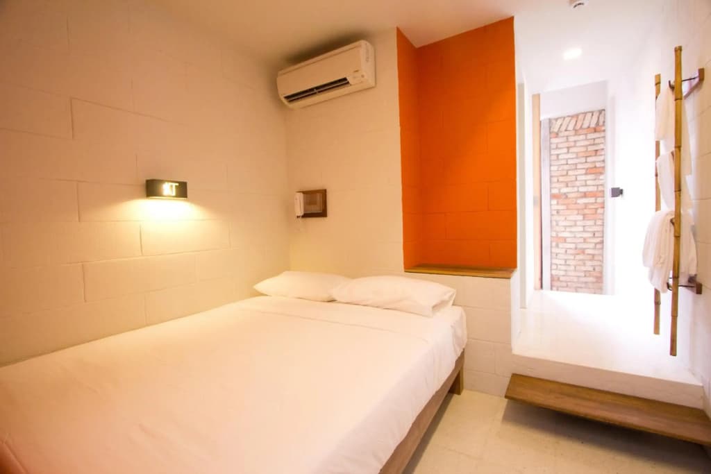Lantern Hotel - photo 3