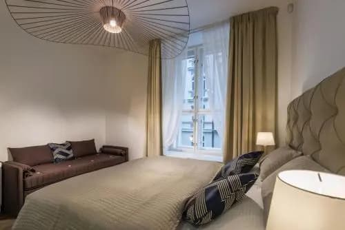 Luxury Modern Designed Oldtown Apartment - photo 2