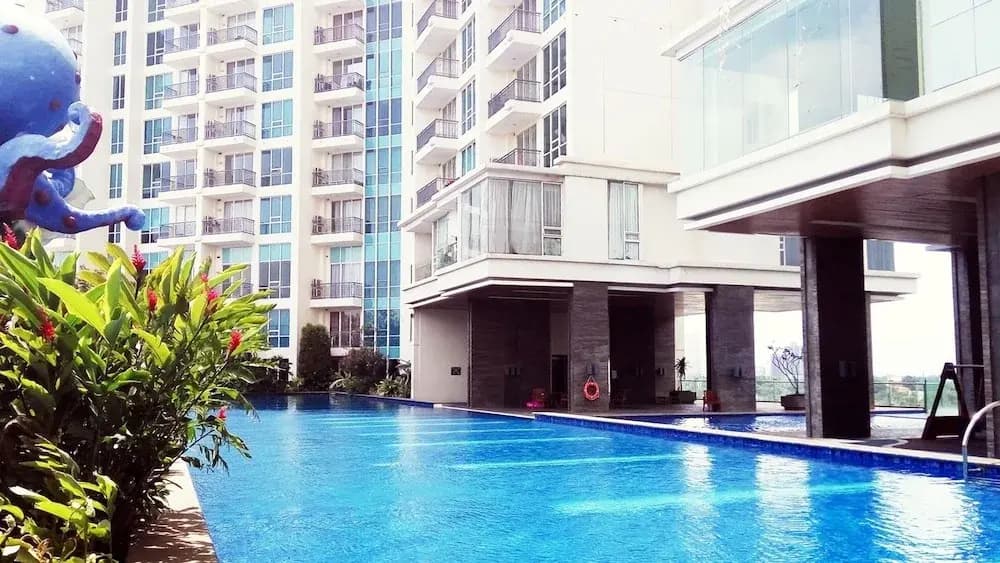 Family Studio Room at Ancol Mansion Apartment By Travelio - photo 9