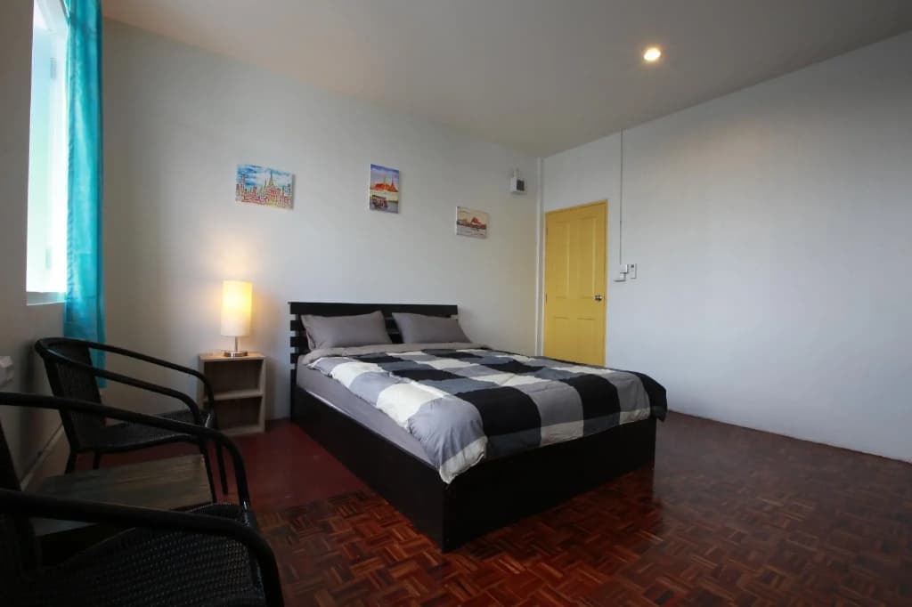 Zee Thai Hostel - photo 33